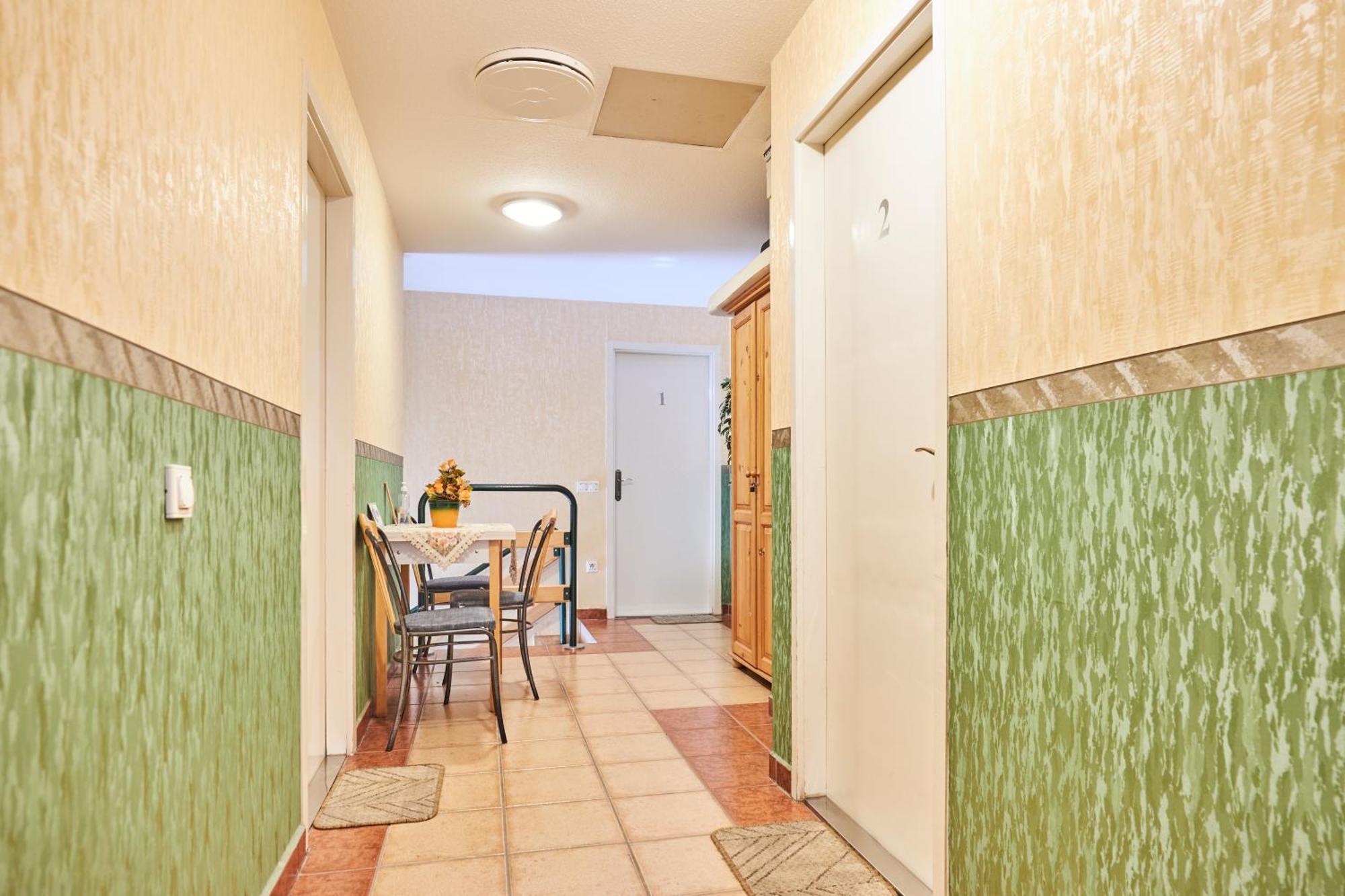 Ada Apartmanhaz Hajduszoboszlo Exterior photo