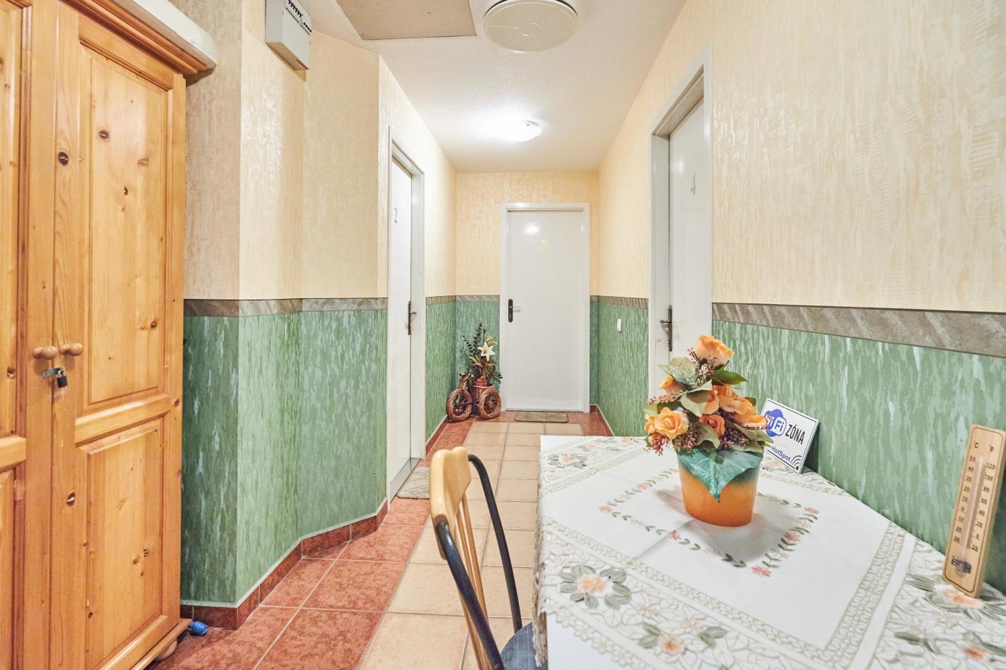 Ada Apartmanhaz Hajduszoboszlo Exterior photo