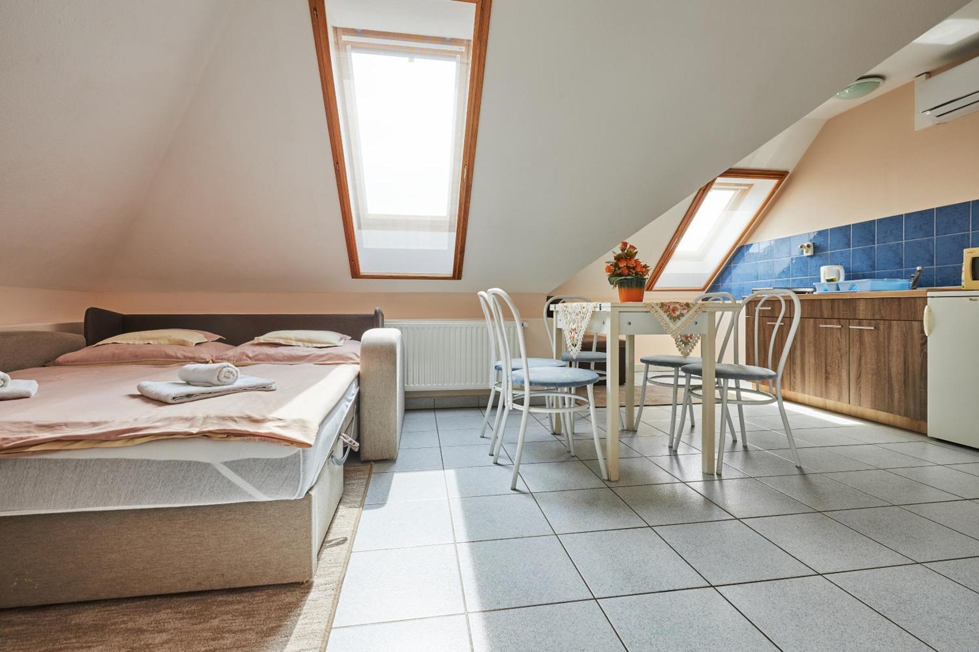 Ada Apartmanhaz Hajduszoboszlo Exterior photo